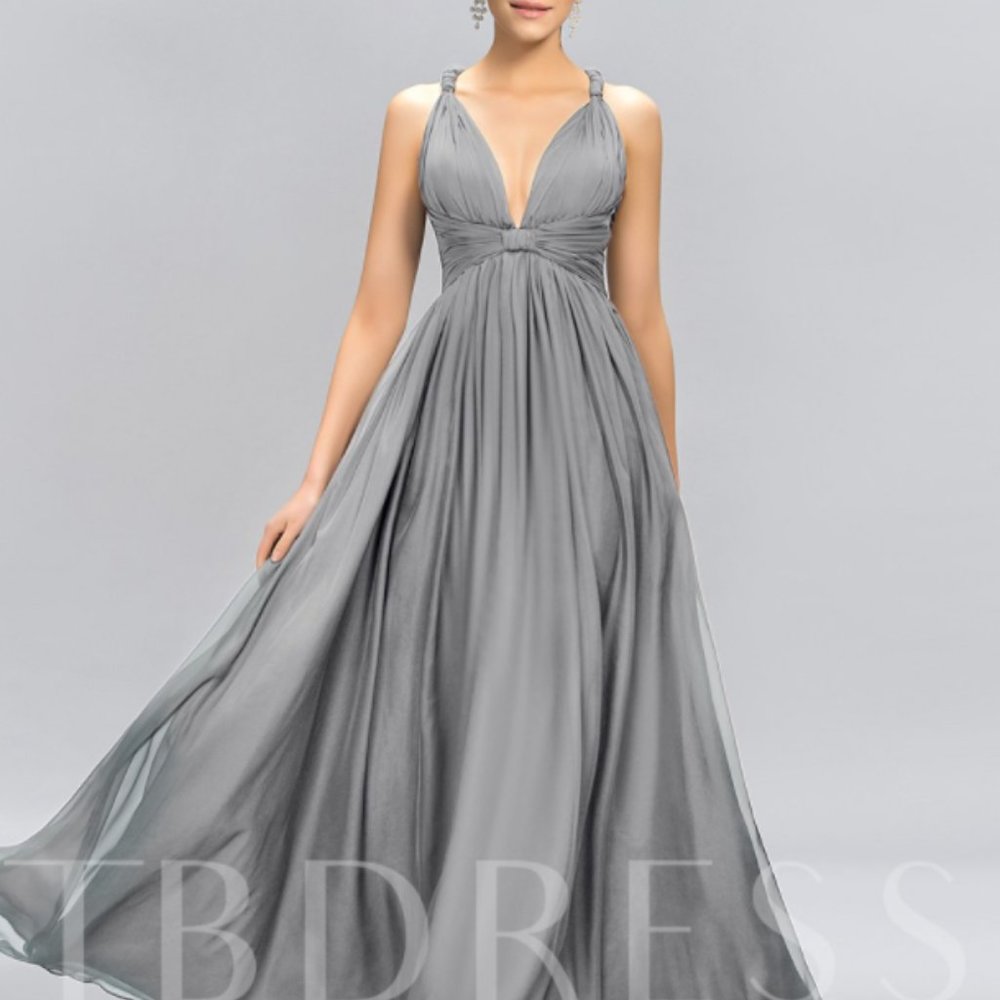 Elegant evening dress in silver